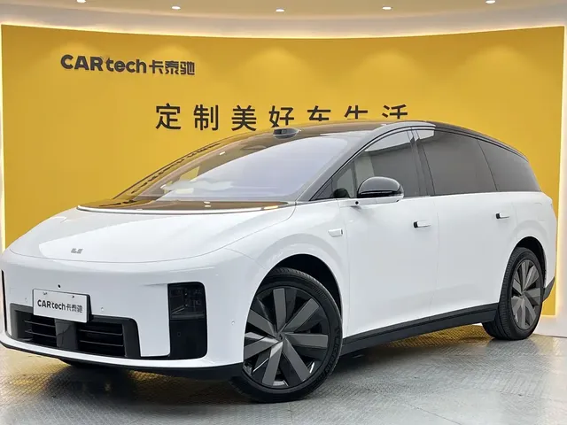 Li Auto Li i8 2025 Standard Edition