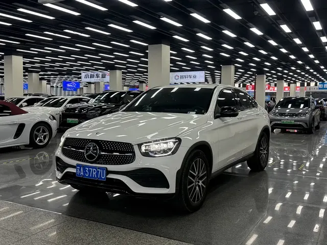 Mercedes-Benz GLC Coupe 2022 GLC 260 4MATIC Coupe SUV