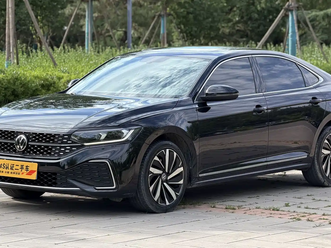 Volkswagen Passat 2022 330TSI Starlight Elite Edition