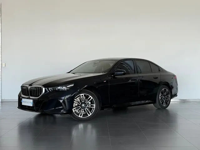 BMW 5 Series (Import) 2024 Model 525i M Sport Package