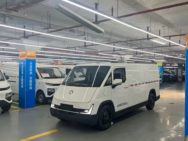 Kaven Auto Lefu 2025 YueXing Edition+ Long Wheelbase Flat Roof CATL 66.67KWh