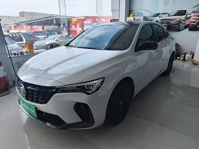 Buick Verano 2023 Pro GS Wind Hunter Edition