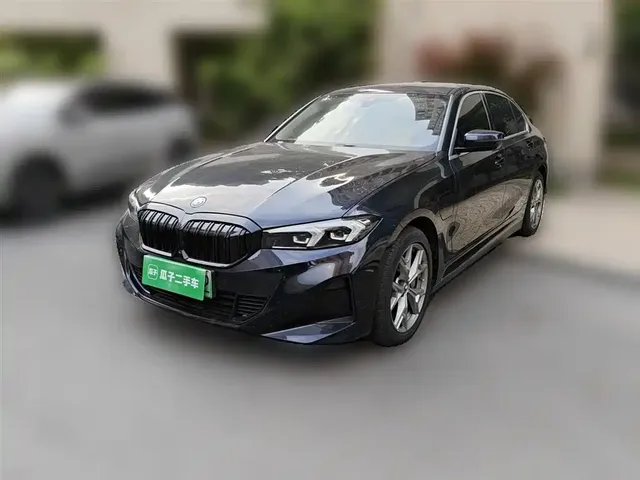 BMW i3 2022 eDrive 35 L