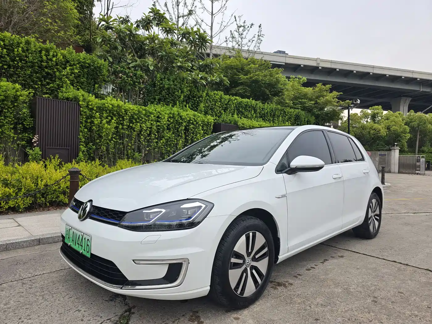 Volkswagen Golf Electric 2020 Chi