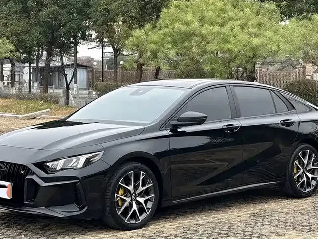 GAC Trumpchi Emkoo 2021 270T DCT J16 Edition