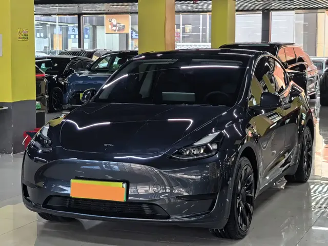 Tesla Model Y 2024 Rear-Wheel Drive Version