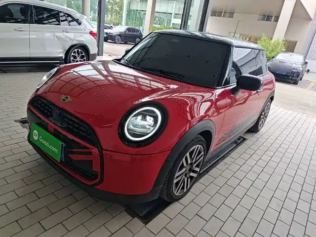 MINI MINI 2025 1.5T COOPER Classic
