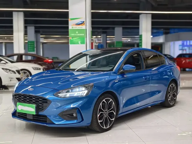 Ford Focus 2020 Sedan EcoBoost 180 Automatic ST Line