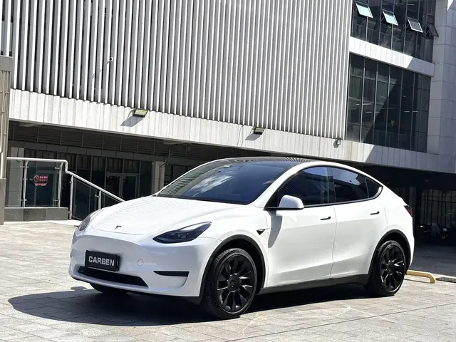 Tesla Model Y 2024 Rear-Wheel Drive Version