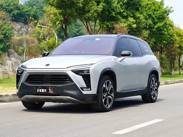 NIO ES8 2020 415KM 6-Seater