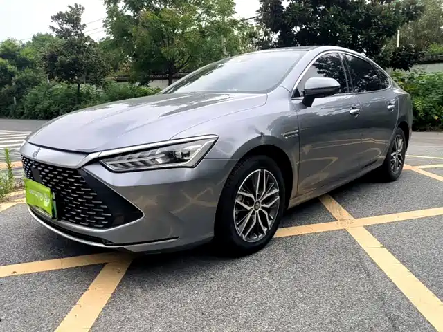 BYD Qin PLUS 2021 DM-i 120KM Flagship