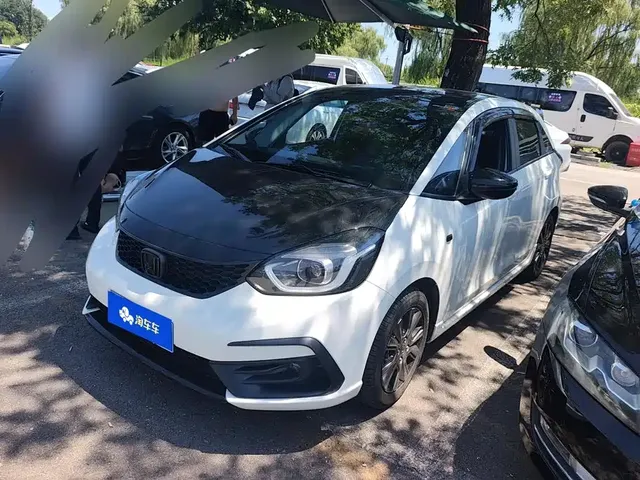 Honda Fit 2022 1.5L CVT Trend Sunroof Edition