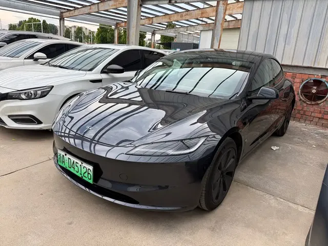 Tesla Model 3 2023 Long Range All-Wheel Drive