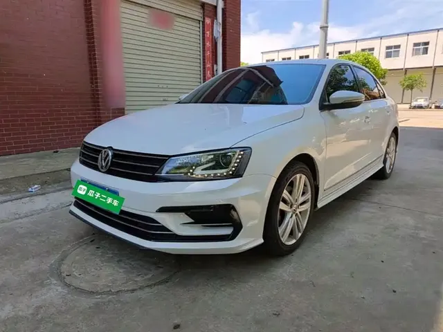 Volkswagen Sagitar 2018 280TSI DSG Spark Edition