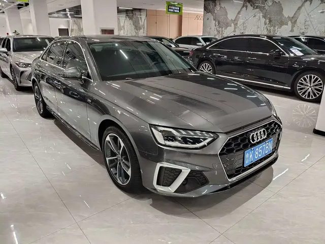 Audi A4L 2023 40 TFSI Fashion Elegance
