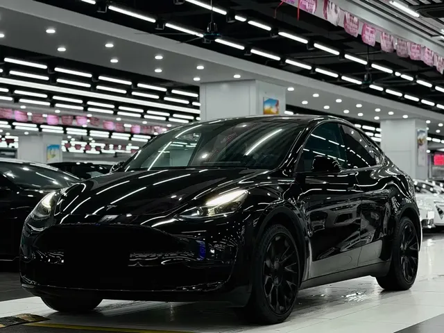 Tesla Model Y 2022 Facelift Long Range All-Wheel Drive Version