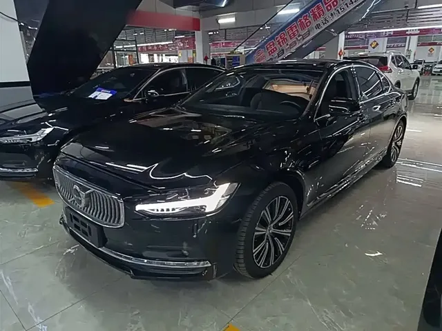 Volvo S90 2021 Model B5 Inscription Luxury Edition