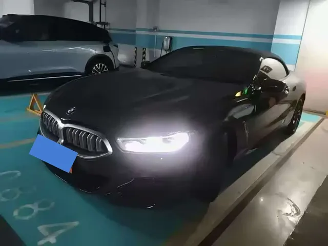 BMW 8 Series 2022 840i Convertible M Sport Package