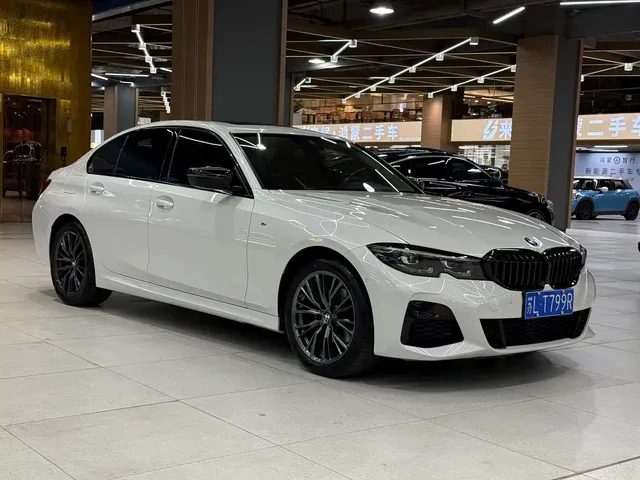 BMW 3 Series 2022 325i M Sport Shadow Edition