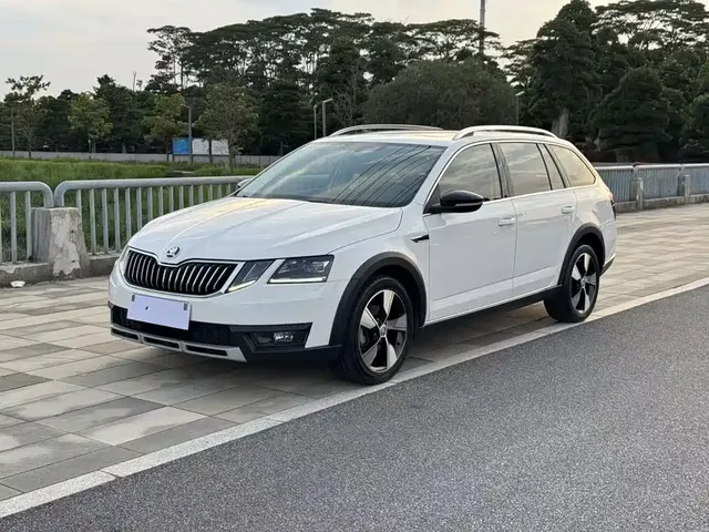 Škoda Octavia 2019 Wagon TSI280 DSG Luxury Edition China VI