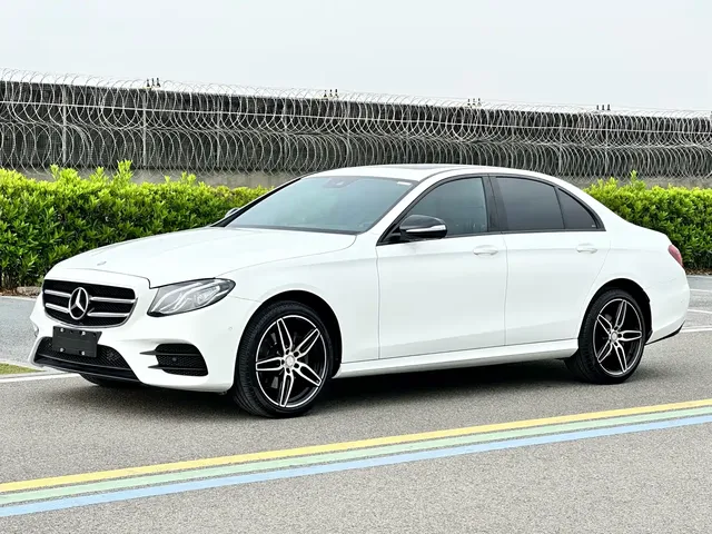 Mercedes-Benz E-Class 2017 E 200 Sport 4MATIC
