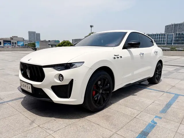 Maserati Levante 2021 3.0T Standard Edition