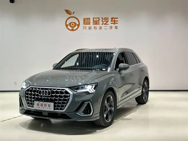 Audi Q3 2024 35 TFSI Fashion Sport