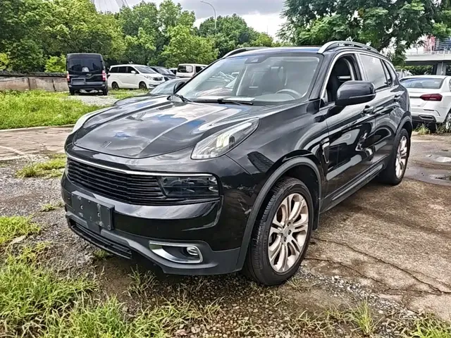 Lynk & Co 01 2017 2.0T 2WD Pro Version