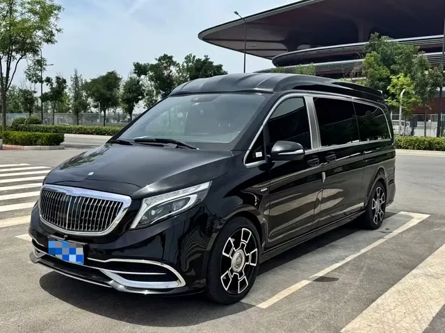 Mercedes-Benz V-Class 2018 V 260 L Premium Long Wheelbase Edition China VI