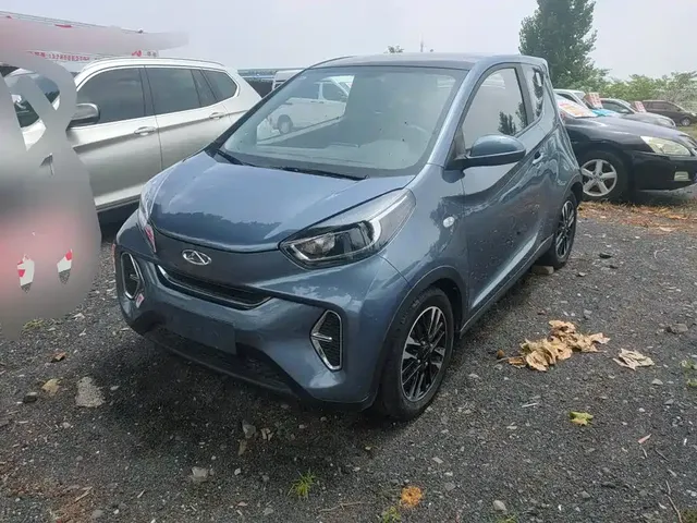 QQ New Energy Little Ant 2022 Facelift Sweet Edition Light Sugar LFP 30.7kWh 30kW 301km