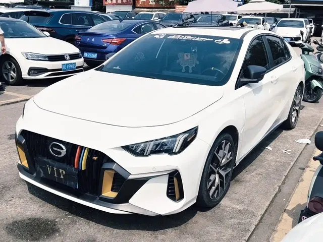 GAC Trumpchi Emkoo 2021 270T DCT J15 Edition