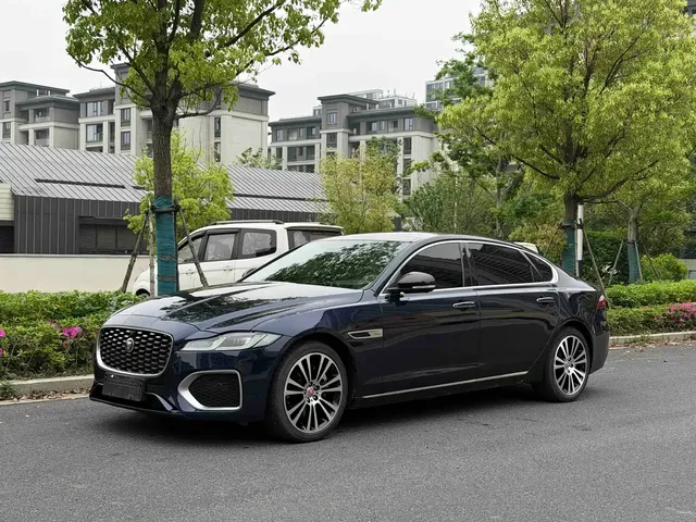 Jaguar XFL 2022 XFL 2.0T P250 2WD Premium Luxury