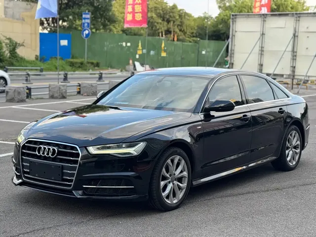 Audi A6L 2018 30th Anniversary 35 TFSI Fashion