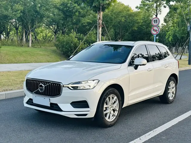 Volvo XC60 2019 T5 AWD Zhi Yi Edition China V