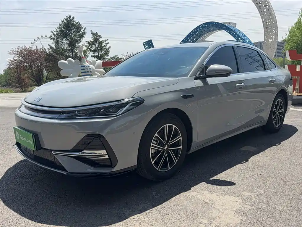 Geely Galaxy A7 2025 EM-i 70km Explorer Edition