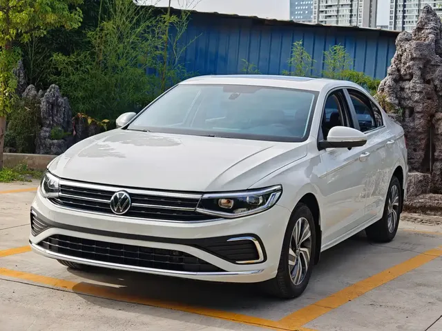 Volkswagen Bora 2025 200TSI DSG Joy Ride Navigation Edition