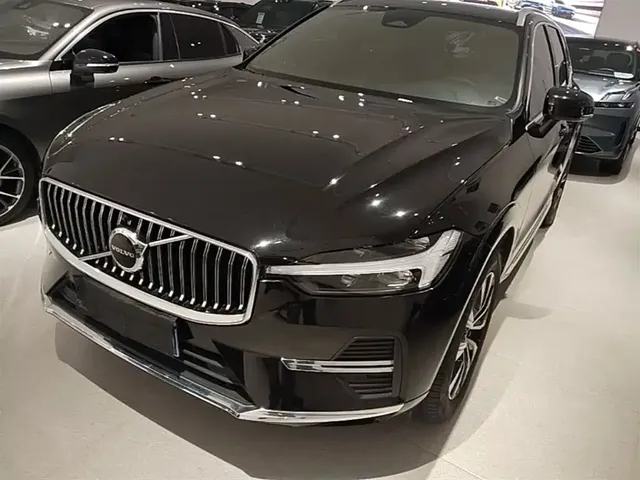 Volvo XC60 2024 B5 AWD Zhiyuan Luxury Edition