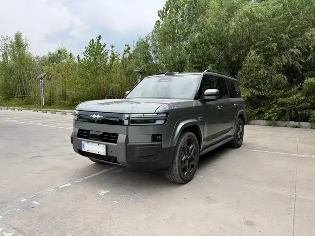 Fang Cheng Bao Titanium 7 2025 AWD Base Model