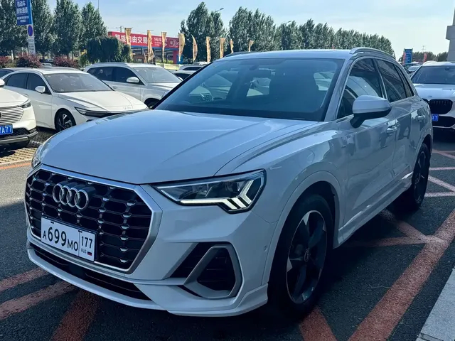 Audi Q3 2021 35 TFSI Fashion Sport