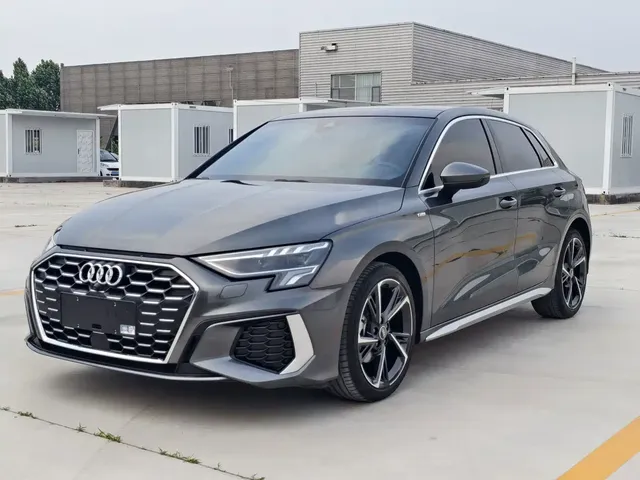 Audi A3 2023 Sportback 35 TFSI Fashion Sport