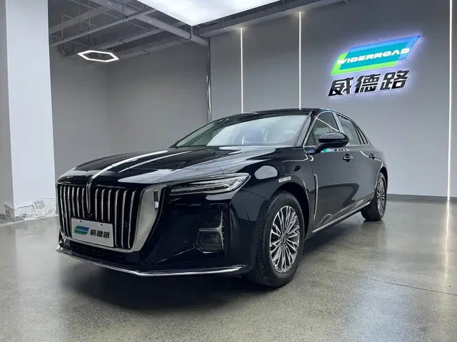 Hongqi H5 2025 1.5T DCT Flag Rhythm 500,000 Units Memorial Edition