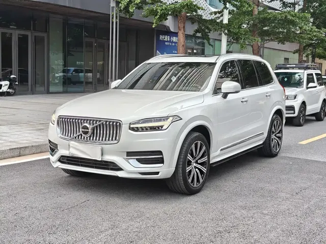 Volvo XC90 2023 B6 Smart Comfort Luxury Edition 7-Seater