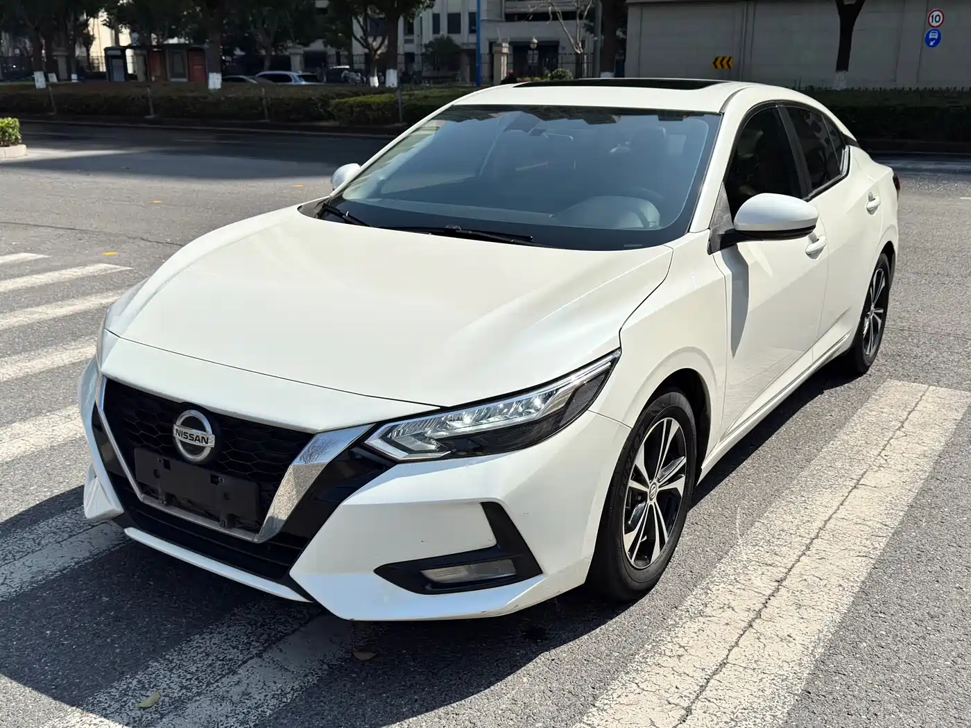Nissan Sylphy 2021 1.6L XL CVT Joy Edition