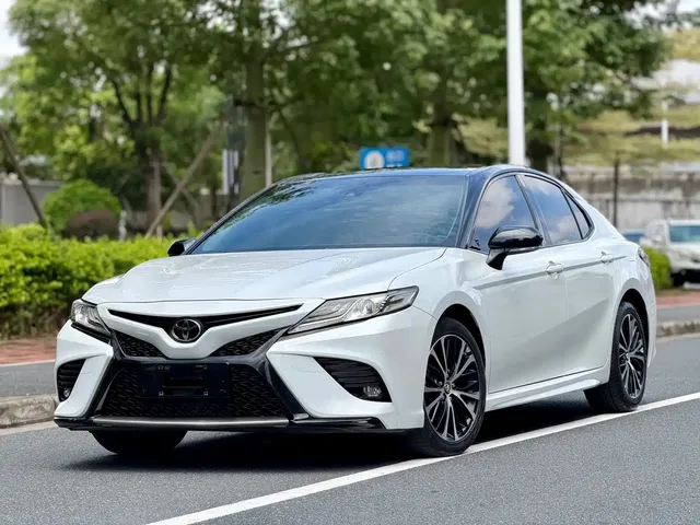 Toyota Camry 2018 2.5S Trend Edition