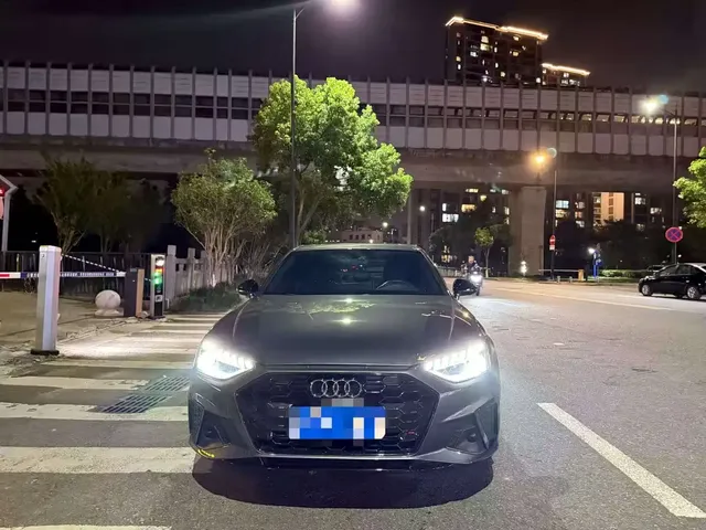 Audi A4L 2024 40 TFSI Luxury Dynamic