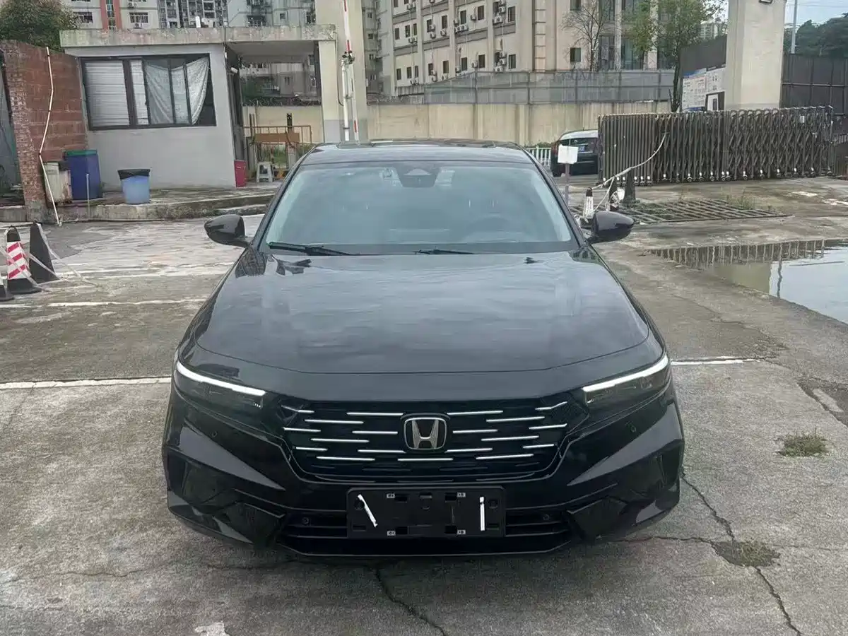Honda Accord 2025 260TURBO Luxury Edition
