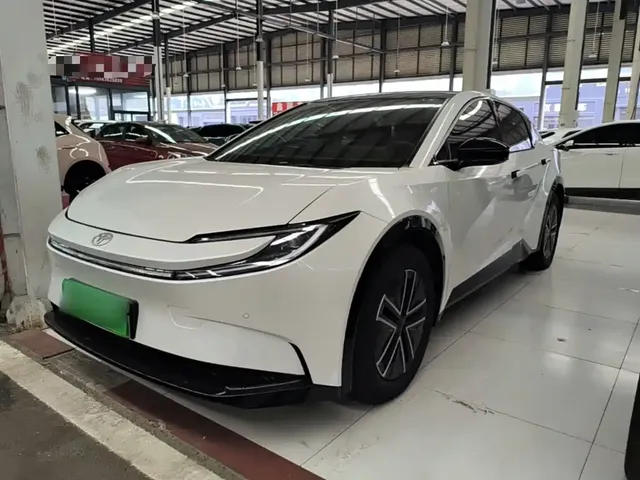 Toyota bZ5 2025 550 JOY