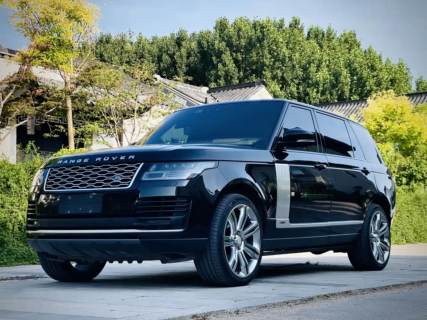 Land Rover Range Rover 2021 3.0 L6 Heritage Edition