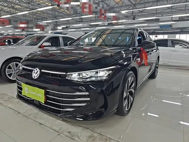 Volkswagen Passat 2025 Pro 380TSI Dragon Fortune Edition