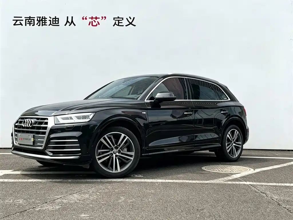 Audi Q5L 2020 Facelift 40 TFSI Honor Fashion